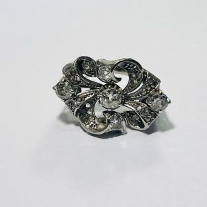 Sortija oro blanco con diamantes
